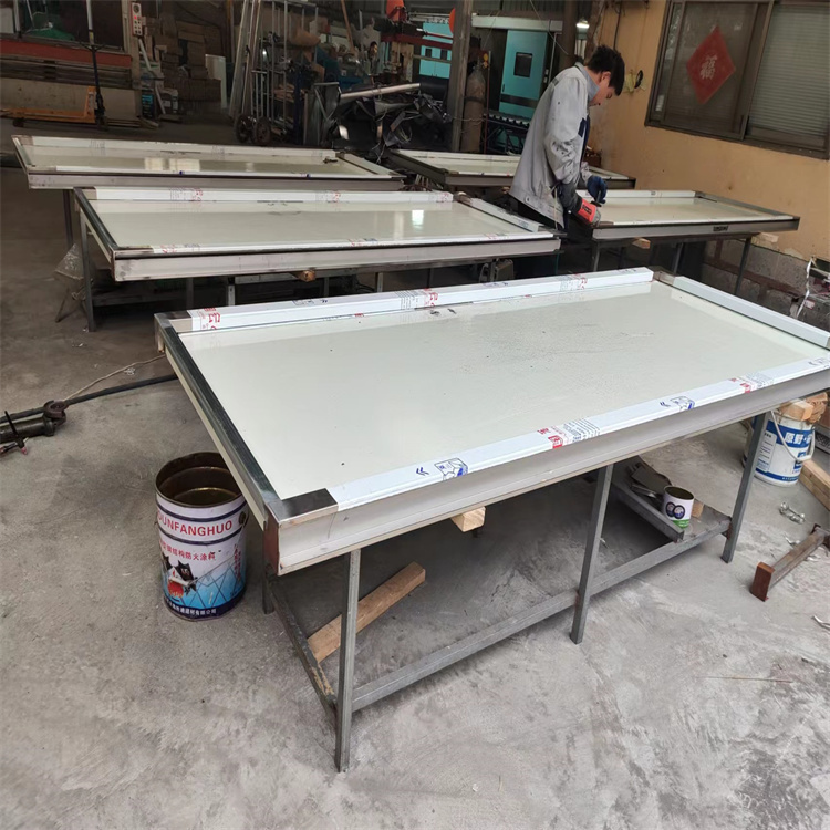 赣州铅门能隔住辐射吗